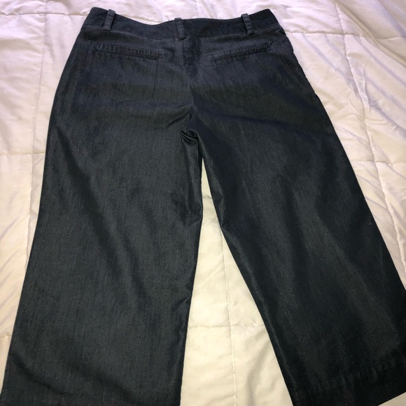 MOSSIMO CAPRIS - Picture 2 of 3